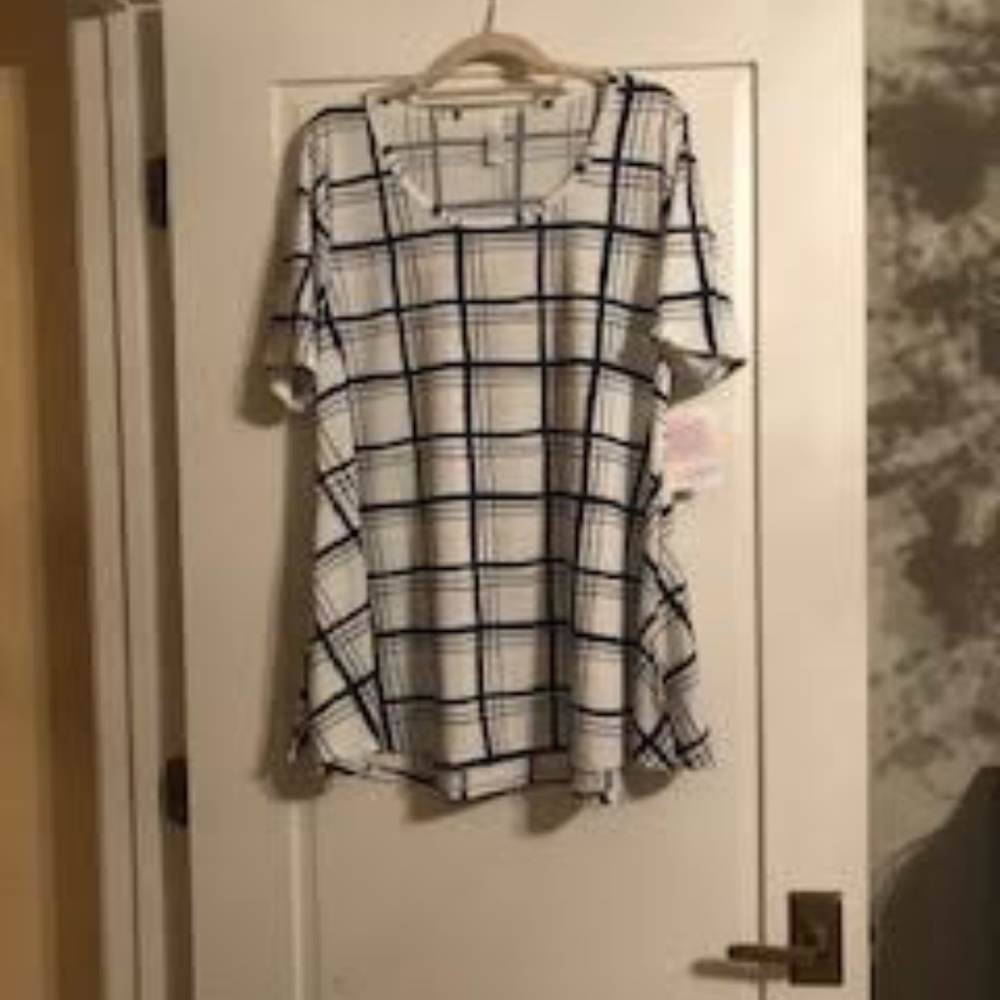 LuLaRoe Perfect T Size XL